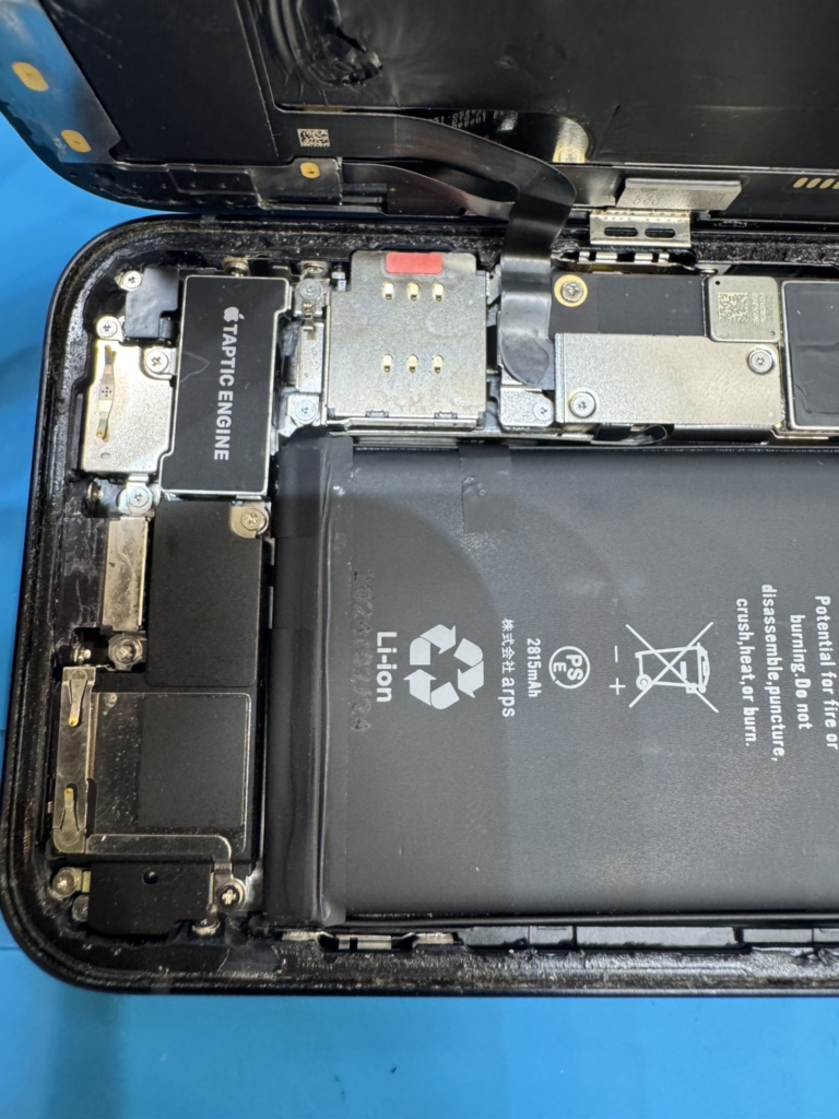 iPhone 12 Proの水没修理|電源が入らない時のNG行動とデータ復旧の成功率を上げる方法